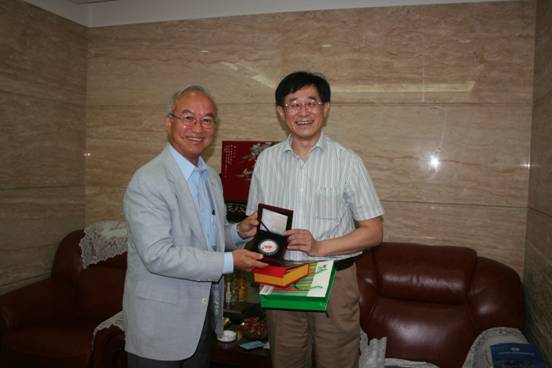 Mr. Alfred Yi Cho Visited SITP
